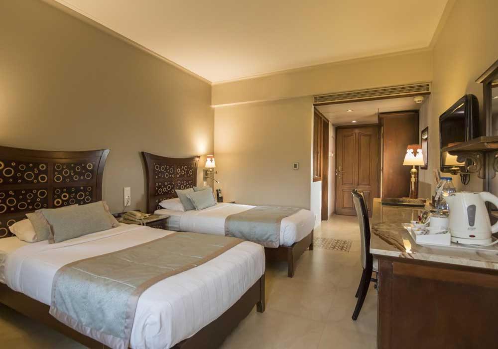 Sai Palace Hotel Мумбаї Екстер'єр фото