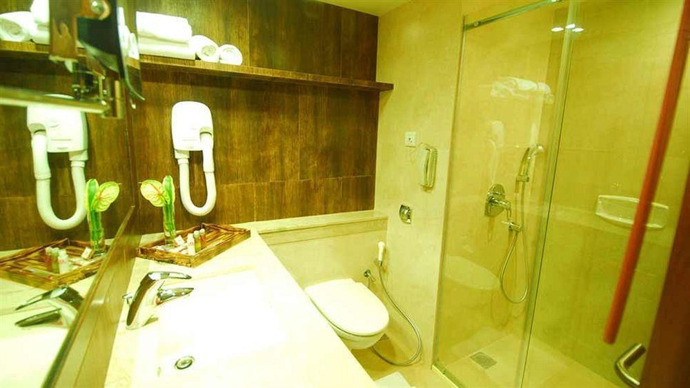 Sai Palace Hotel Мумбаї Екстер'єр фото