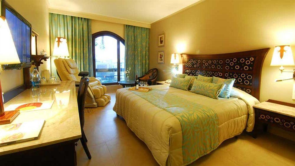 Sai Palace Hotel Мумбаї Екстер'єр фото